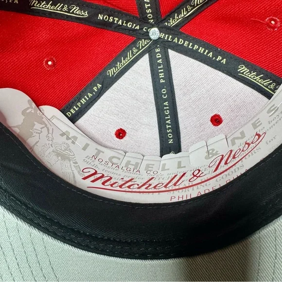 Washington Bullets Snapback Hat - Picture 4 of 4